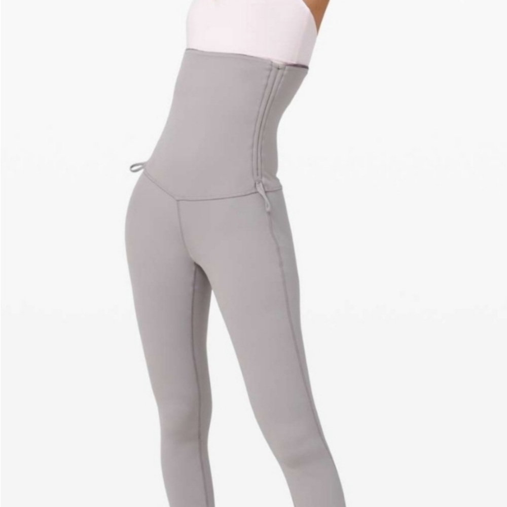 Lululemon Hug Your Core Super High Rise Reversible Leggings - Picture 6 of 16